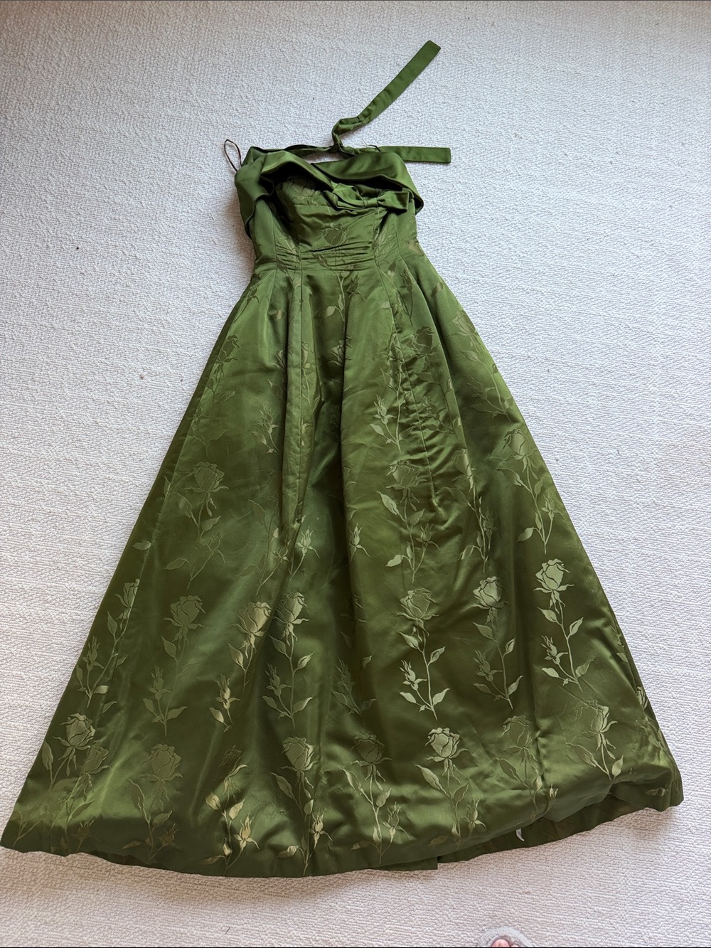 Classic Vintage Elmoor of London Green Satin Jacquard Halter Dress with Bow